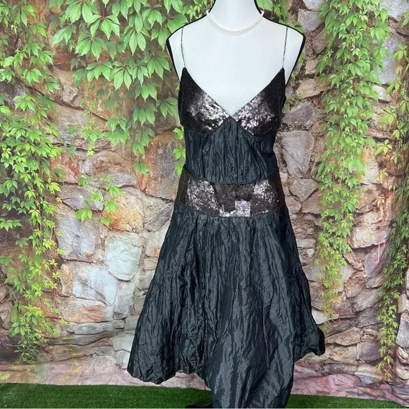 VINTAGE NICOLE MILLER SIGNATURE Y2K Whimsigoth Taffeta Dress, 6 - Picture 3 of 16